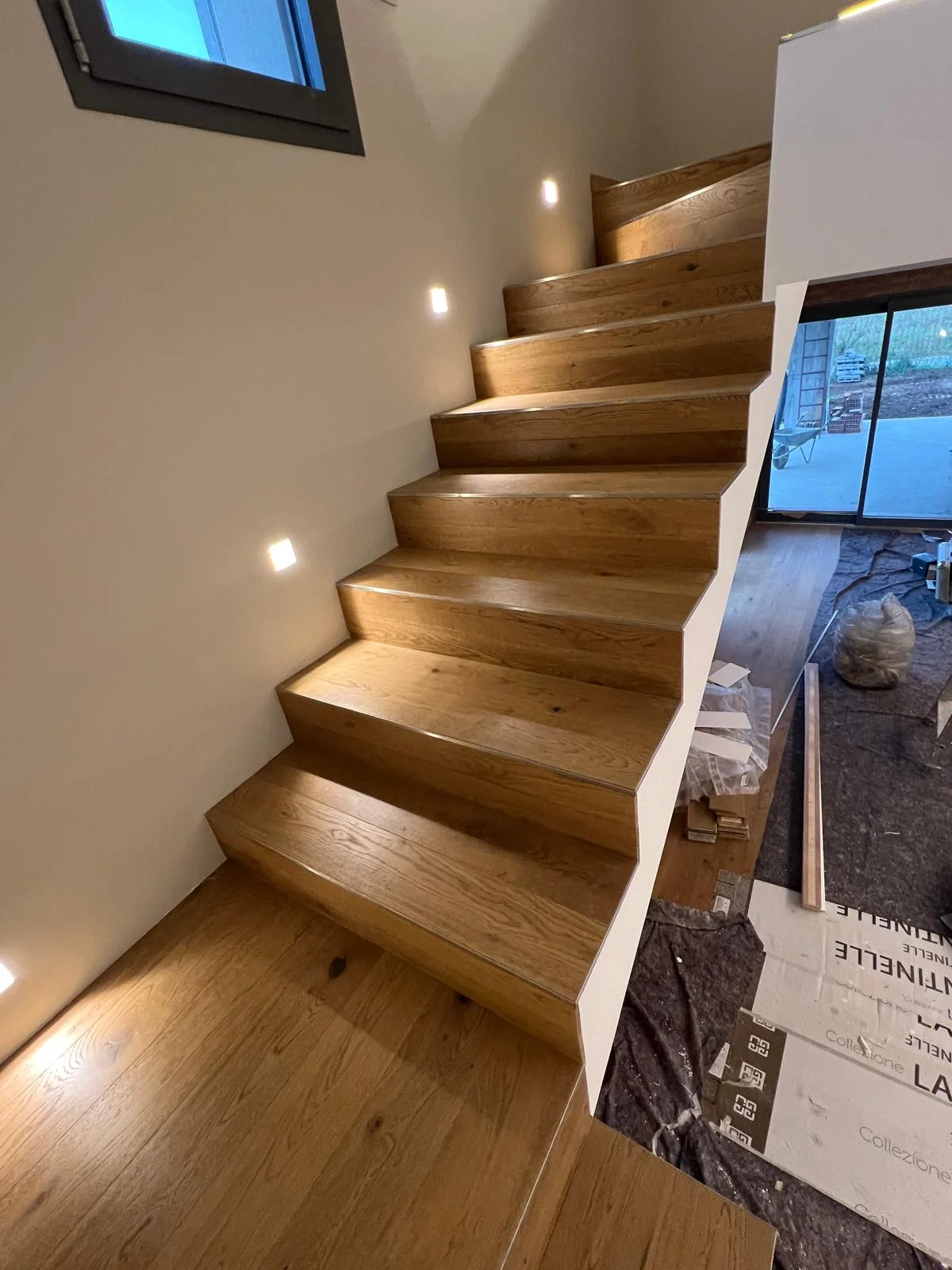 Lavoro Spazio Group SRL — Rivestimento scale in legno a Milano, intervento 15