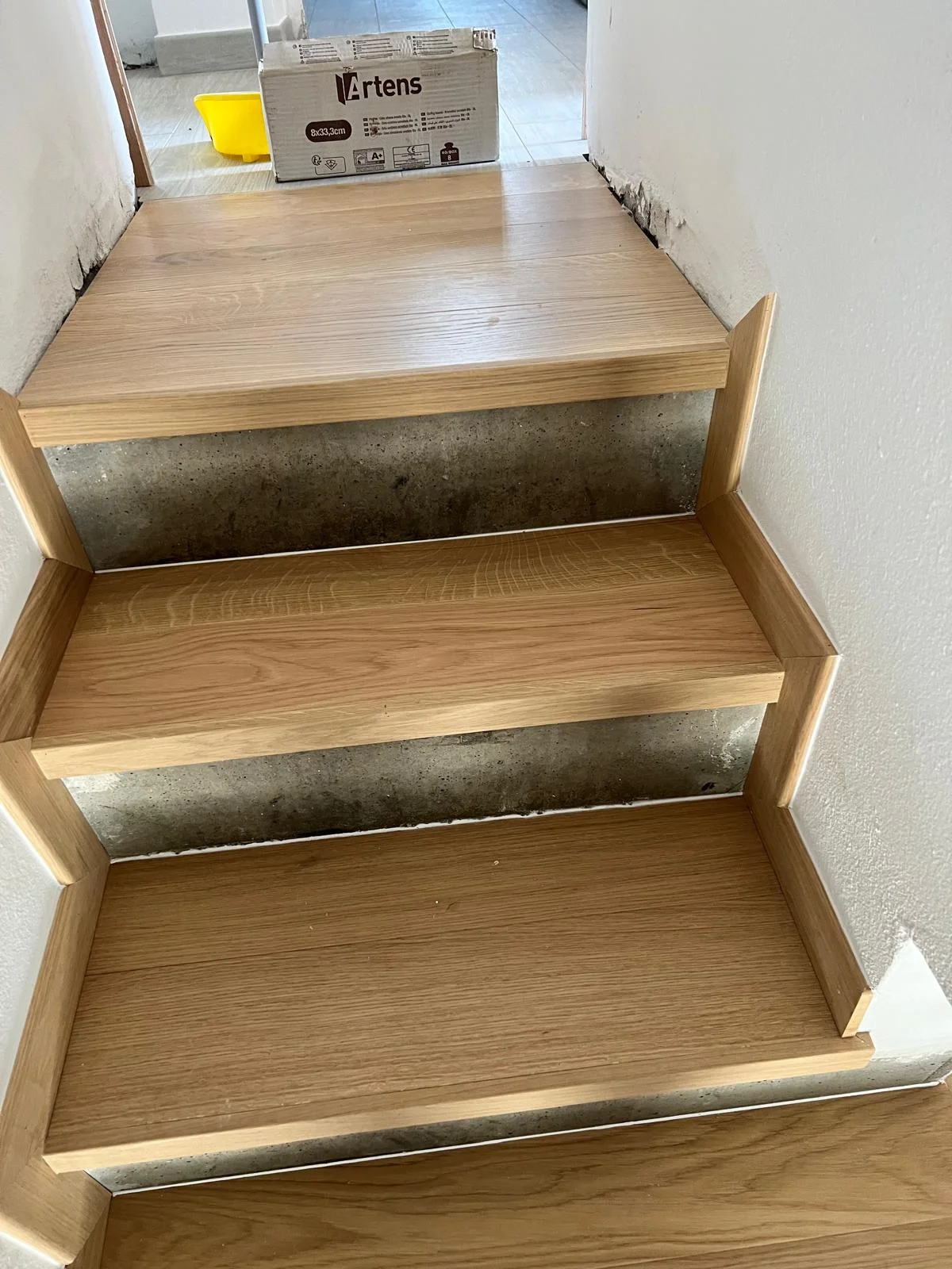 Lavoro Spazio Group SRL — Rivestimento scale in legno a Milano, intervento 19