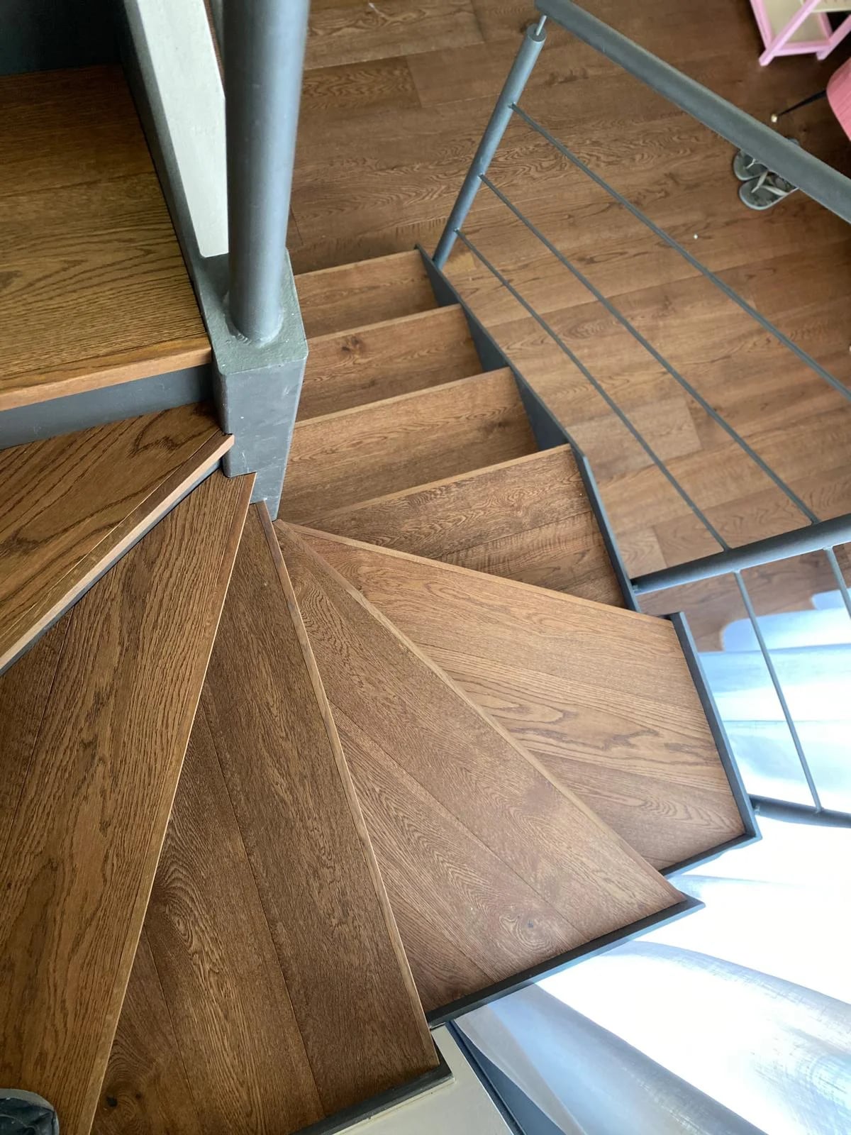Lavoro Spazio Group SRL — Rivestimento scale in legno a Milano, intervento 28
